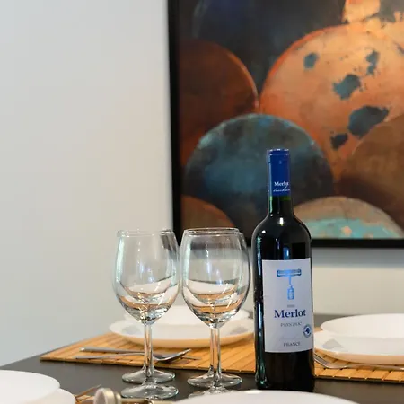 Botanica Deluxe With Balcony & Ac - Properunit * Wrocław