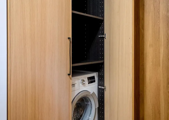 Apartment Botanica Deluxe With Balcony & Ac - Properunit Breslau