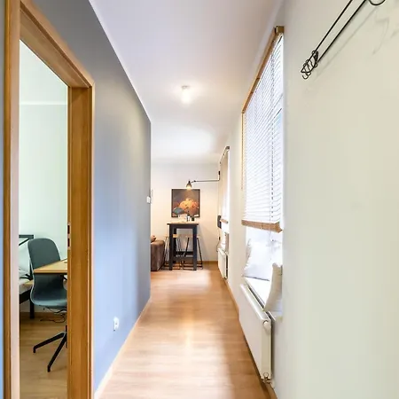 Apartamento Botanica Deluxe With Balcony & Ac - Properunit