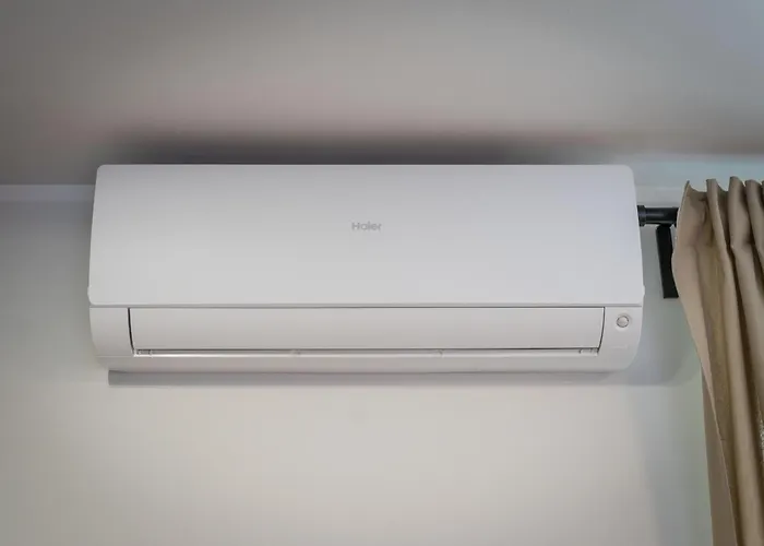 Botanica Deluxe With Balcony & Ac - Properunit