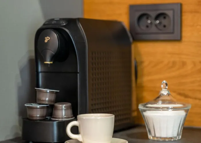 Botanica Deluxe With Balcony & Ac - Properunit Wroclaw